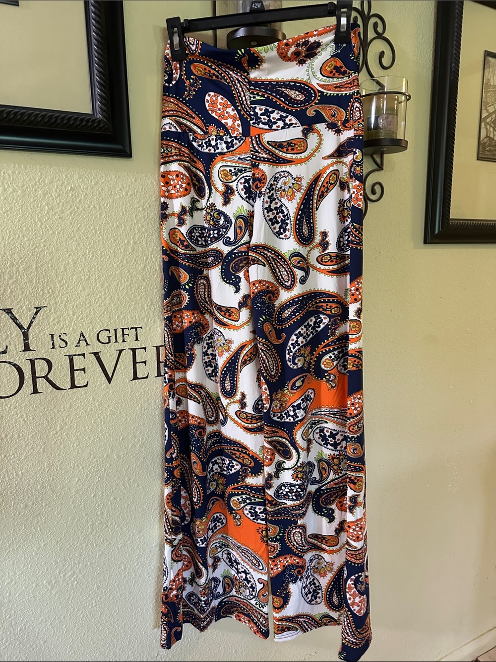 White Mark Navy, Orange & White Paisley Wide-Leg Palazzo Pants - Picture 6 of 7